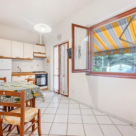 Casa Dei Fiori - Goelba Apartamento *