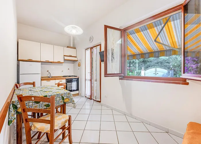 Casa Dei Fiori - Goelba Apartamento *